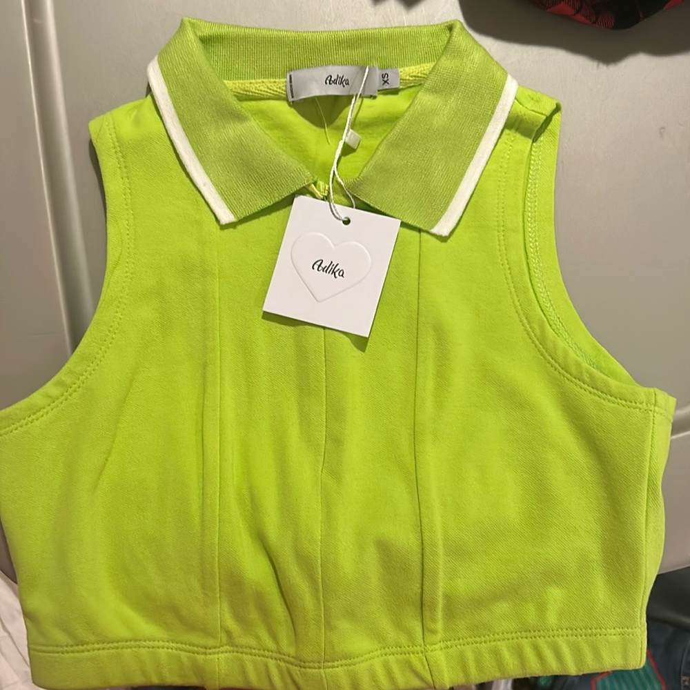 Adika cropped top NWT